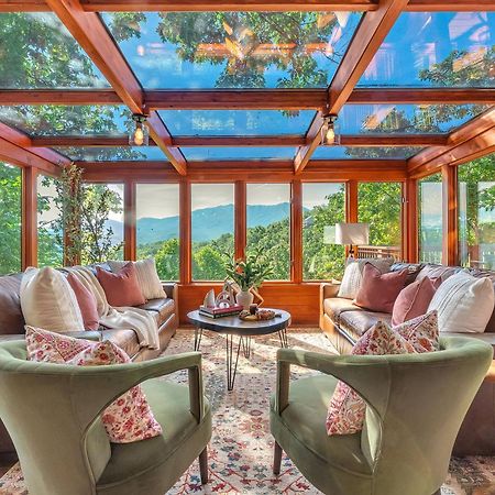 Family Chalet With Sauna, Hottub, Heavenly Views! Mins To Downtown! Gatlinburg Exterior foto