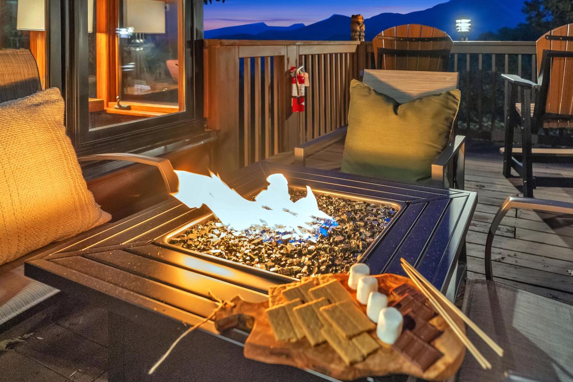 Family Chalet With Sauna, Hottub, Heavenly Views! Mins To Downtown! Gatlinburg Exterior foto
