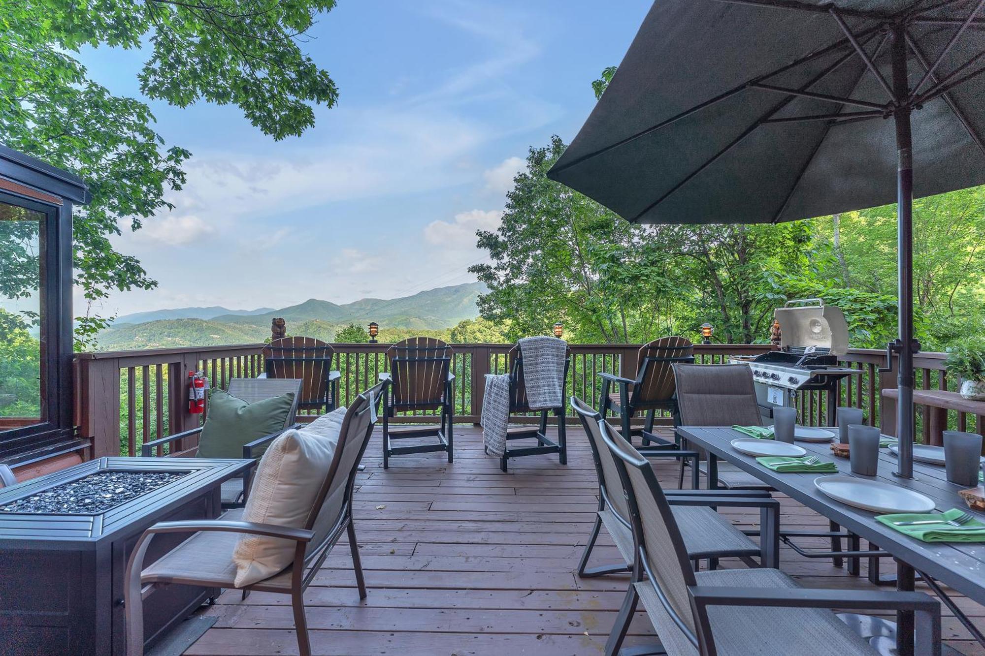 Family Chalet With Sauna, Hottub, Heavenly Views! Mins To Downtown! Gatlinburg Exterior foto